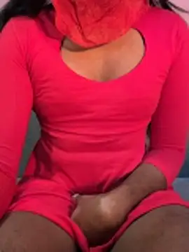 Snapshot of Femcrossy chatting on 12/14/25, 01:49 Femcrossy online show from 12/14/25, 01:49