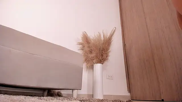 wandathompson  online show from 02/27/25, 02:10