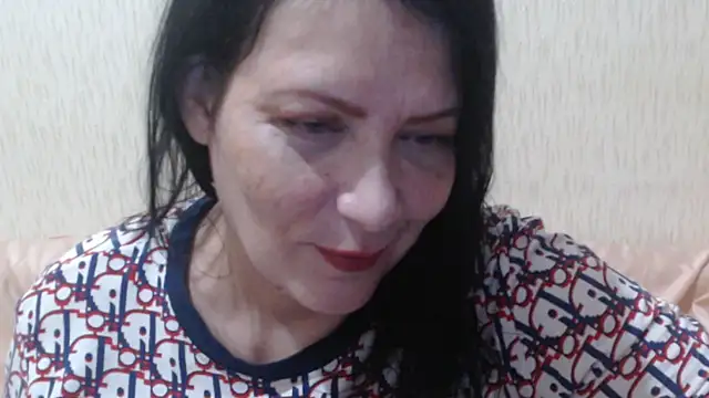 Snapshot of Mirabelle_Sweet chatting on 11/06/25, 06:03 Mirabelle Sweet online show from 11/06/25, 06:03