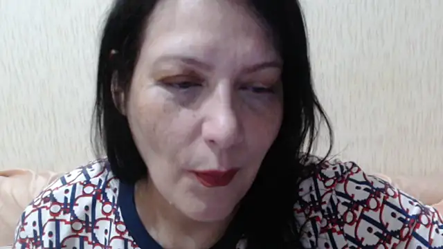 Snapshot of Mirabelle_Sweet chatting on 11/18/25, 11:48 Mirabelle Sweet online show from 11/18/25, 11:48