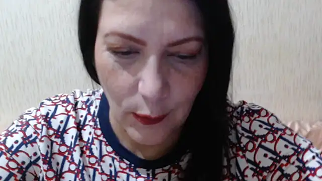 Snapshot of Mirabelle_Sweet chatting on 11/27/25, 04:58 Mirabelle Sweet online show from 11/27/25, 04:58