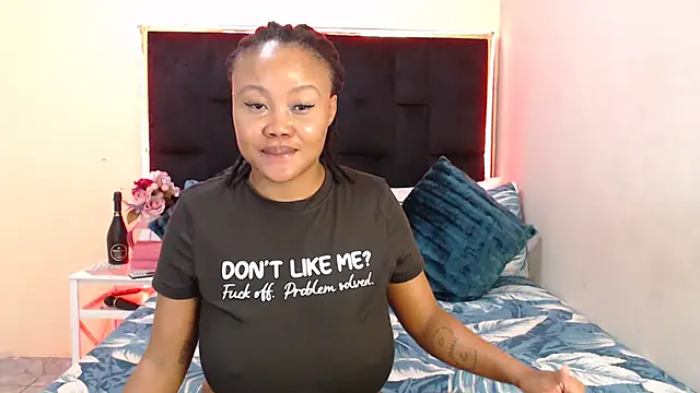 Snapshot of CancerGodessX chatting on 02/08/25, 11:02 CancerGodessX online show from 02/08/25, 11:02