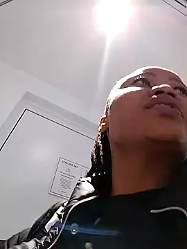 Snapshot of CancerGodessX chatting on 03/03/25, 08:27 CancerGodessX online show from 03/03/25, 08:27