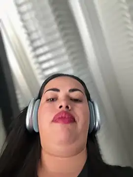 andra rose online show from 04/13/26, 03:06