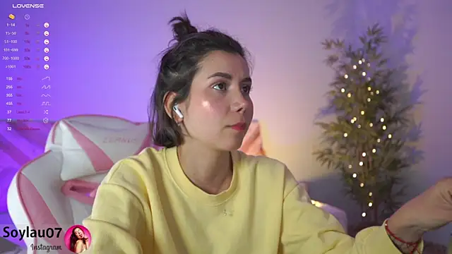 imjess01 online show from 12/15/24, 01:57