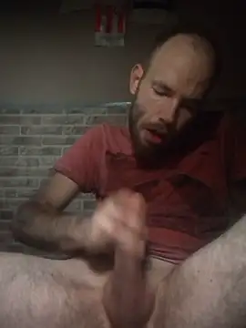 Adamvarga0318 online show from 02/10/25, 05:25