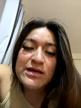 LuceroRm online show from 12/18/25, 04:07