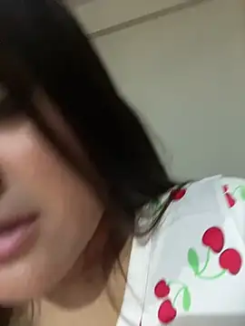 Snapshot of LuceroRm chatting on 03/05/26, 05:36 LuceroRm online show from 03/05/26, 05:36