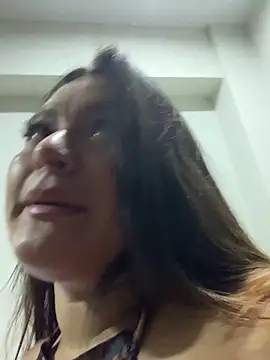 Snapshot of LuceroRm chatting on 03/13/26, 05:47 LuceroRm online show from 03/13/26, 05:47