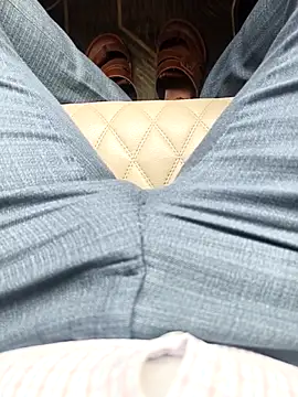 adicma123 online show from 10/06/25, 05:05