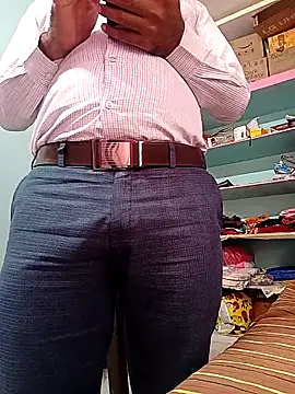 adicma123 online show from 11/24/25, 09:20