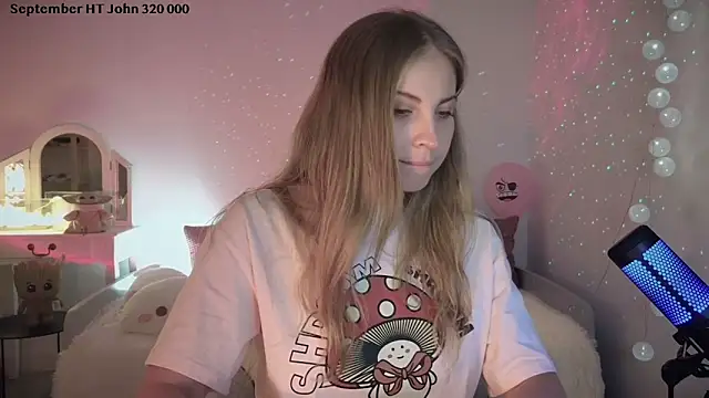 Snapshot of ImKeira chatting on 09/10/25, 06:41 ImKeira online show from 09/10/25, 06:41