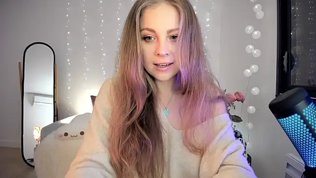 Snapshot of ImKeira chatting on 01/31/26, 07:56 ImKeira online show from 01/31/26, 07:56