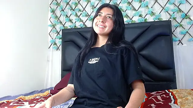 EmmaWilliamss online show from 12/04/25, 03:32