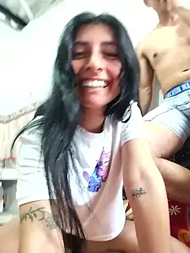 EmmaWilliamss online show from 04/24/26, 03:58
