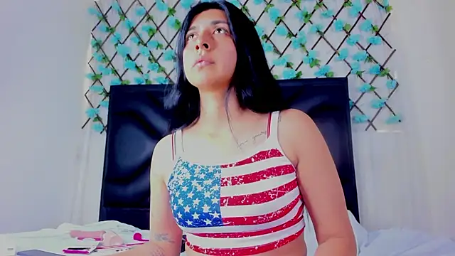 EmmaWilliamss online show from 06/23/26, 03:21