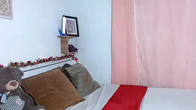 Snapshot of nickyCollins chatting on 03/14/25, 10:38 nickyCollins online show from 03/14/25, 10:38