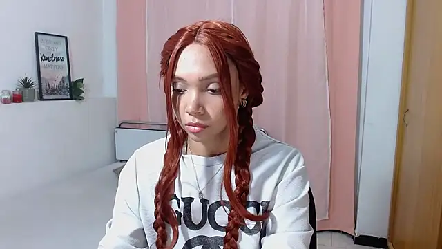 Snapshot of nickyCollins chatting on 09/26/25, 09:13 nickyCollins online show from 09/26/25, 09:13