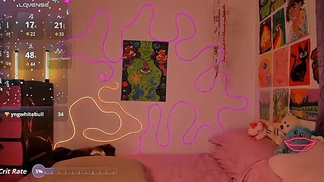 Snapshot of Cinnamon_Meow chatting on 03/27/26, 02:39 Cinnamon Meow online show from 03/27/26, 02:39