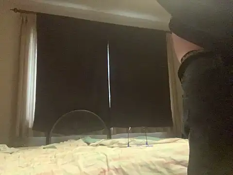 iwantutocum1X online show from 02/15/26, 06:04