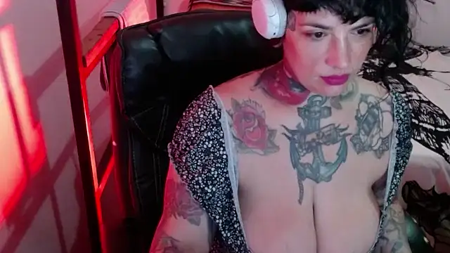 VampGirl1 online show from 01/27/25, 12:16