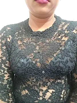 Snapshot of ANGE-MOU chatting on 12/20/25, 01:12 ANGE-MOU online show from 12/20/25, 01:12