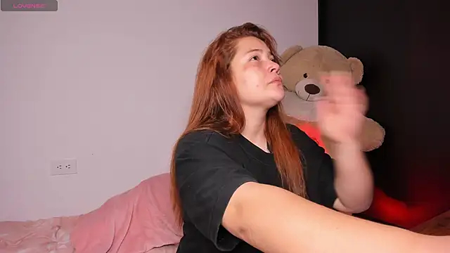 EmilyBarragan online show from 10/09/25, 12:30