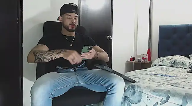 danielconor 26 online show from 12/27/24, 12:50