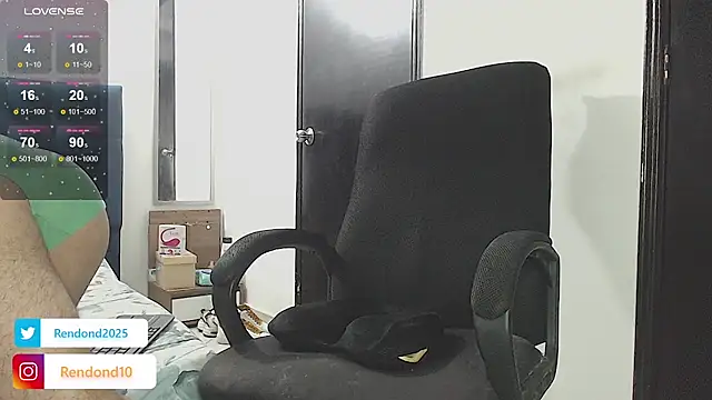 danielconor 26 online show from 10/04/25, 11:14