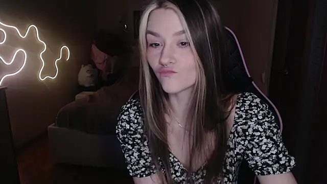 jeann elsaa online show from 02/01/25, 03:52