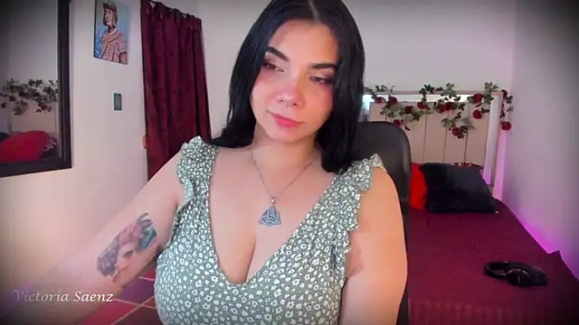 Snapshot of victoriaasaenz_ chatting on 02/19/26, 12:39 victoriaasaenz online show from 02/19/26, 12:39