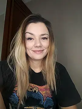 KrissSexi online show from 12/19/25, 05:25