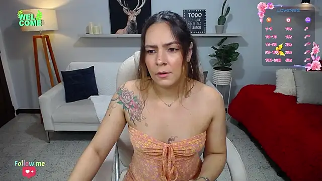 Bianca     online show from 09/28/25, 12:16