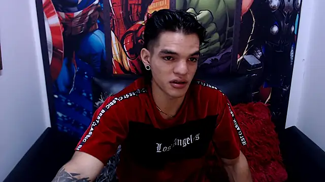 Snapshot of AlbertBernal69 chatting on 02/02/25, 02:38 AlbertBernal69 online show from 02/02/25, 02:38