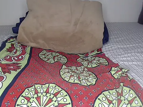 Snapshot of judyshinel20 chatting on 10/11/25, 02:22 judyshinel20 online show from 10/11/25, 02:22