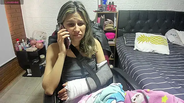 lauren ashlee online show from 03/20/25, 04:20