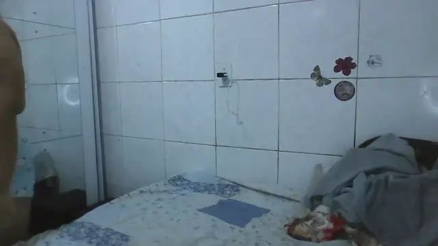 MinaBoss online show from 10/05/25, 01:48