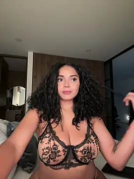 Mariecurl online show from 02/05/25, 09:40