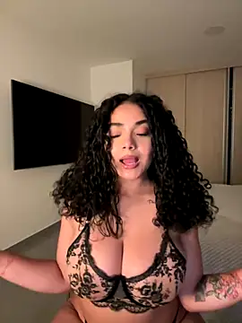 Mariecurl online show from 09/12/25, 12:22