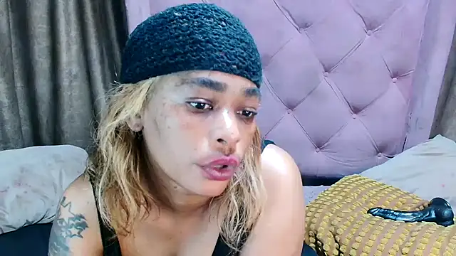Snapshot of AFRICANGODDESSXXX chatting on 04/29/26, 11:22 AFRICANGODDESSXXX online show from 04/29/26, 11:22