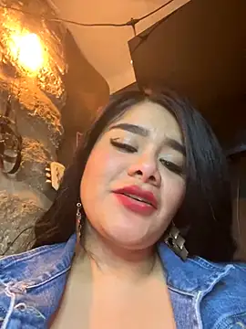 Snapshot of Insane_Issa chatting on 01/05/25, 10:29 Insane Issa online show from 01/05/25, 10:29