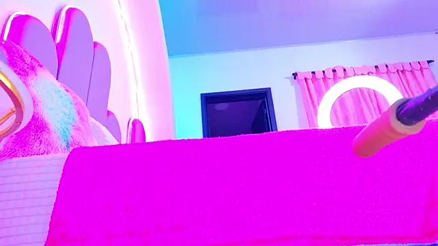 NathaxaLeans online show from 04/14/26, 12:00