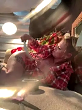 SummerBlueMoon online show from 12/14/25, 09:41