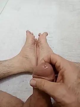 Hardapple01 online show from 12/14/24, 02:01