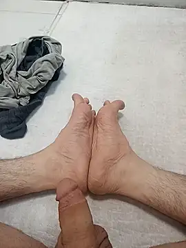 Hardapple01 online show from 03/15/25, 10:22