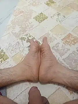 Hardapple01 online show from 02/14/26, 04:09