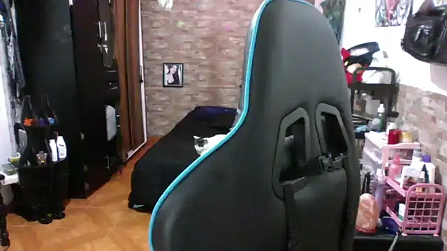 AngelaQueen  online show from 11/23/25, 04:51