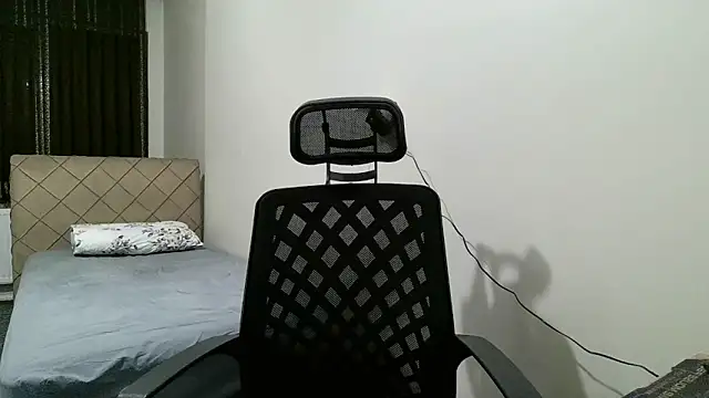 Snapshot of tgltplsr chatting on 02/04/26, 12:16 tgltplsr online show from 02/04/26, 12:16