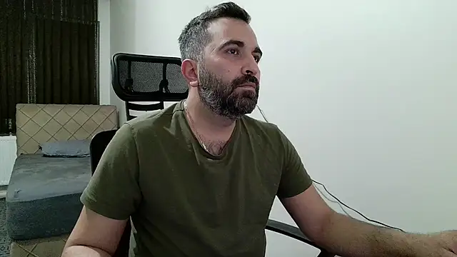 Snapshot of tgltplsr chatting on 02/11/26, 10:15 tgltplsr online show from 02/11/26, 10:15