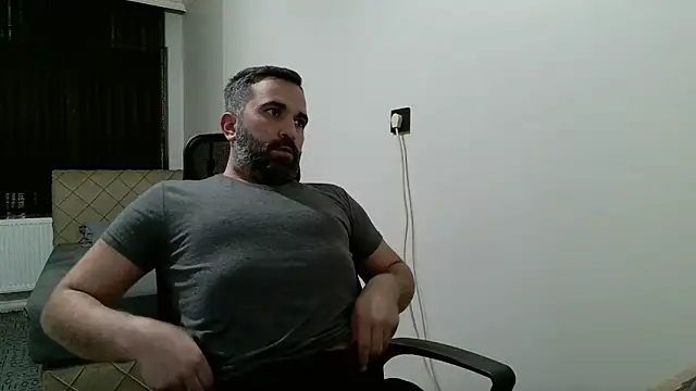 Snapshot of tgltplsr chatting on 02/19/26, 10:28 tgltplsr online show from 02/19/26, 10:28